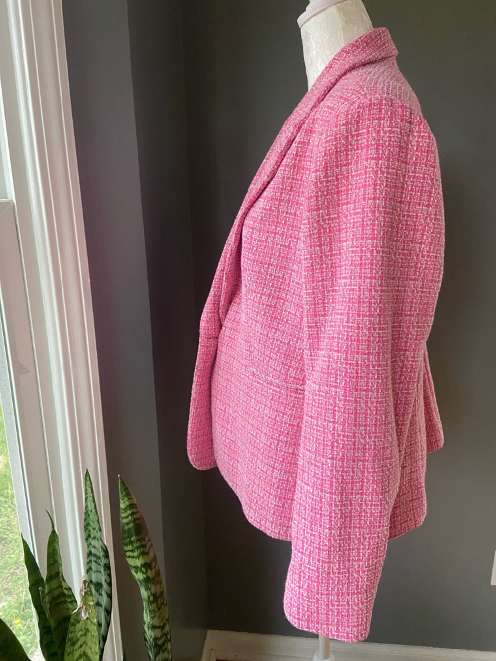 Free Assembly Pink Tweed Blazer 🩷 - Picture 7 of 11